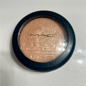MAC extra dimension oh, darling highlighter HTF limited edition